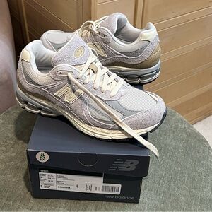 New Balance 2002R Shoes